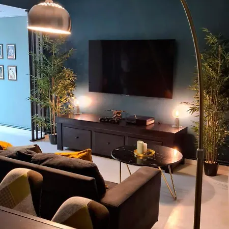 The House * Saragoça